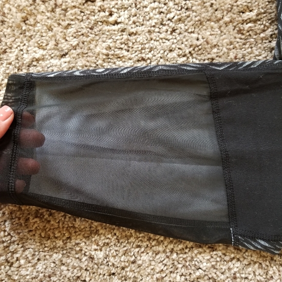 Running athletic legging, like new XXL - Picture 3 of 4